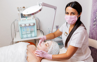 3° Anno - Corso Biennale di Operatore delle Cure Estetiche